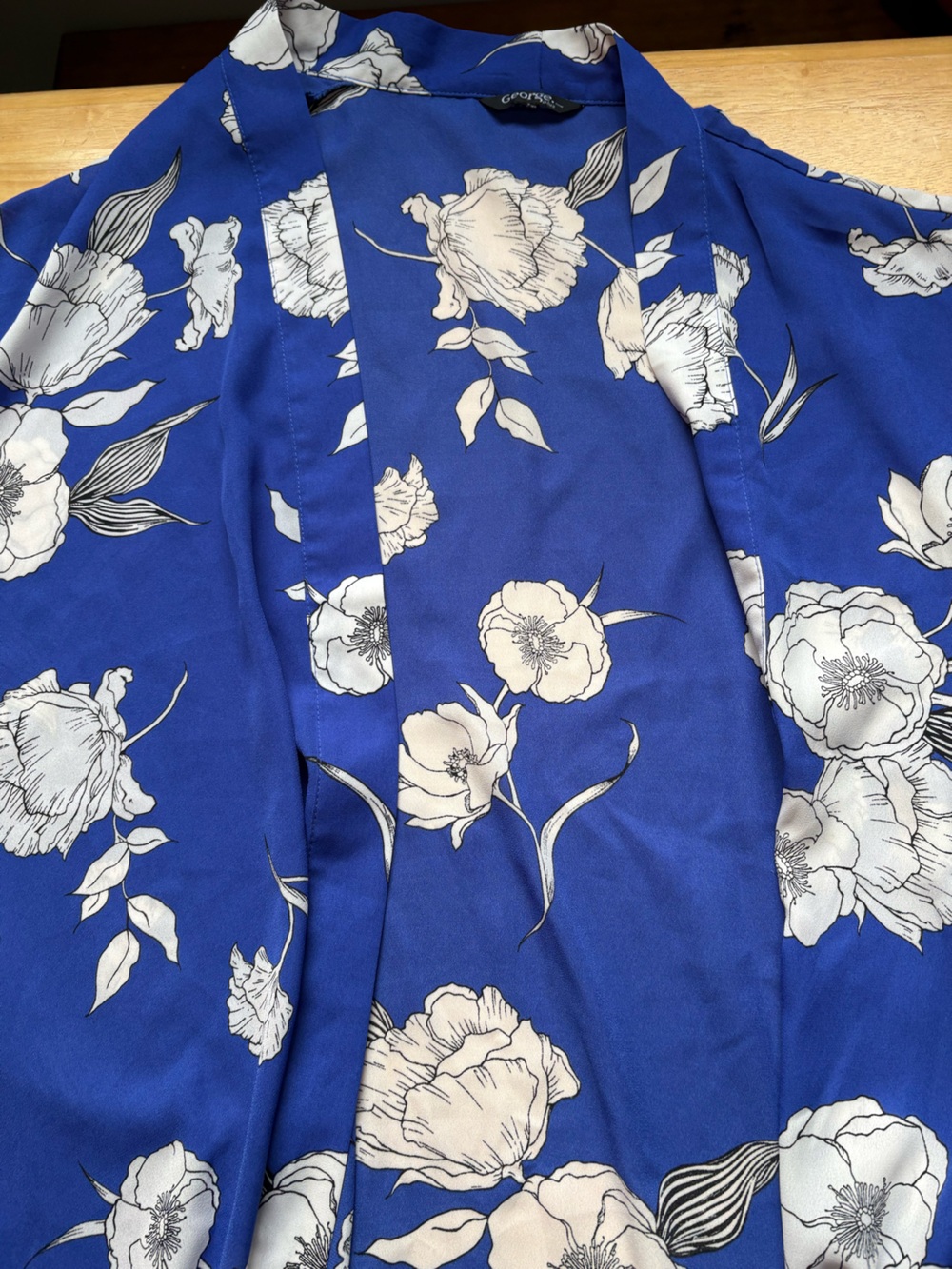 Floral Print Blue and White cardigan/kimono
